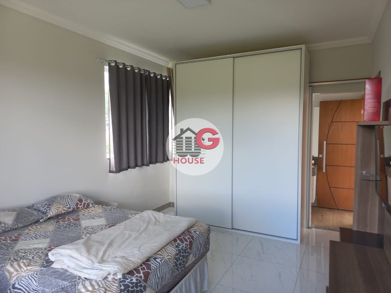 Imagem da propriedade WG2725 24