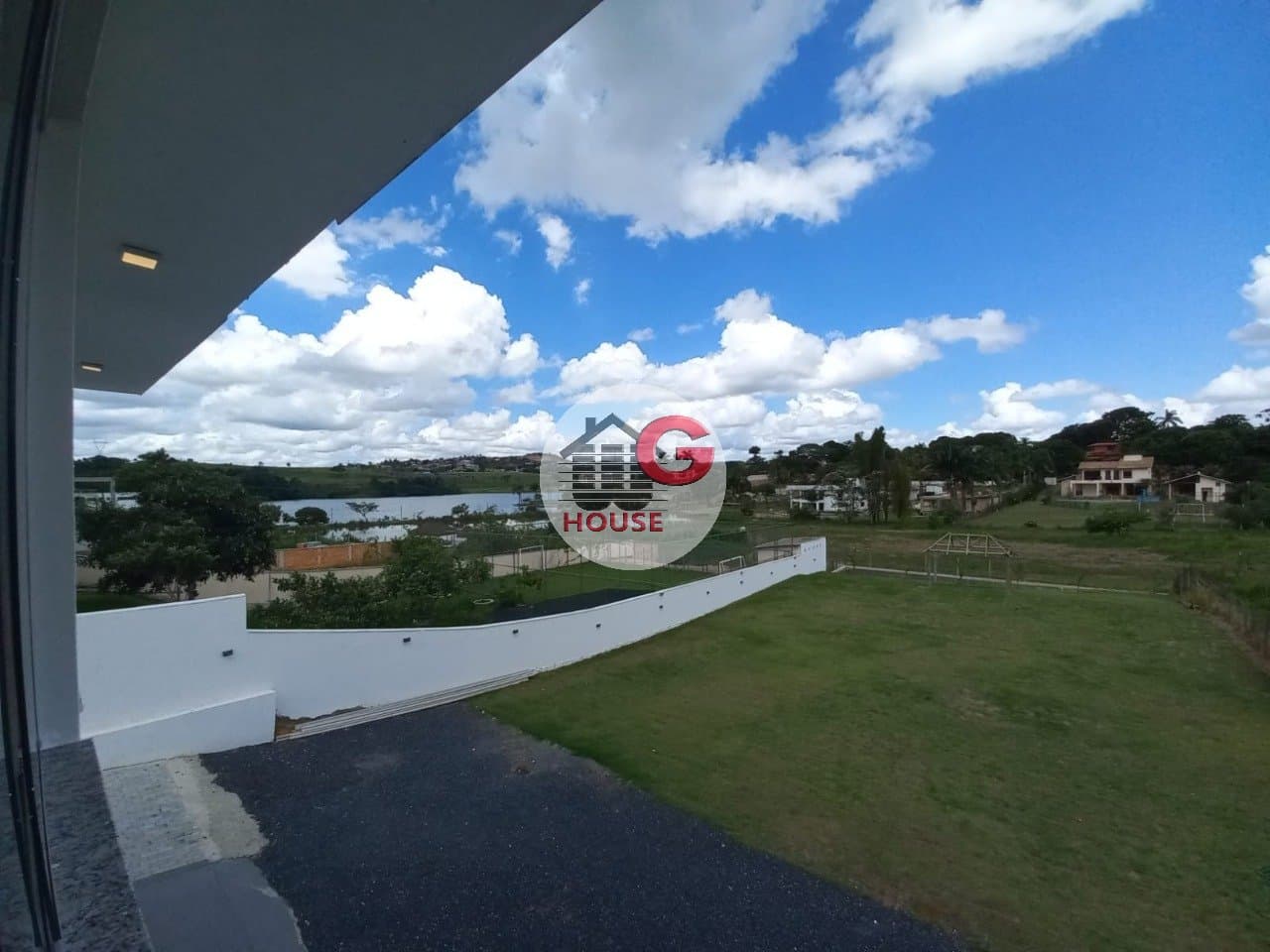 Imagem da propriedade WG2725 31