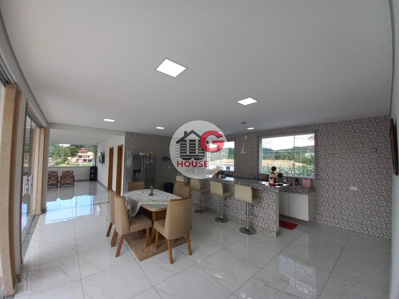 Imagem da propriedade WG2725 33