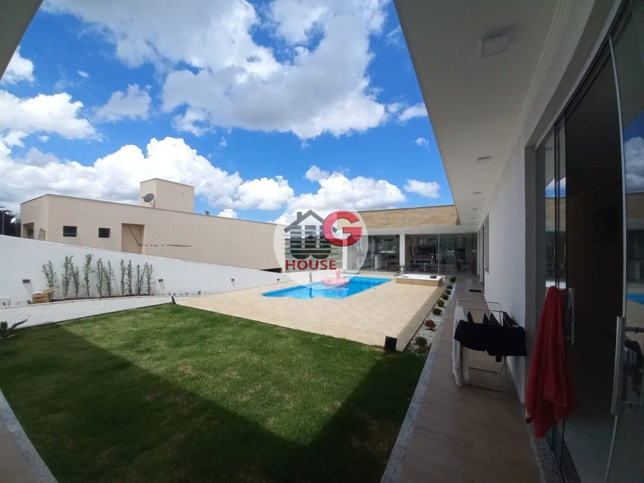 Imagem da propriedade WG2725 34