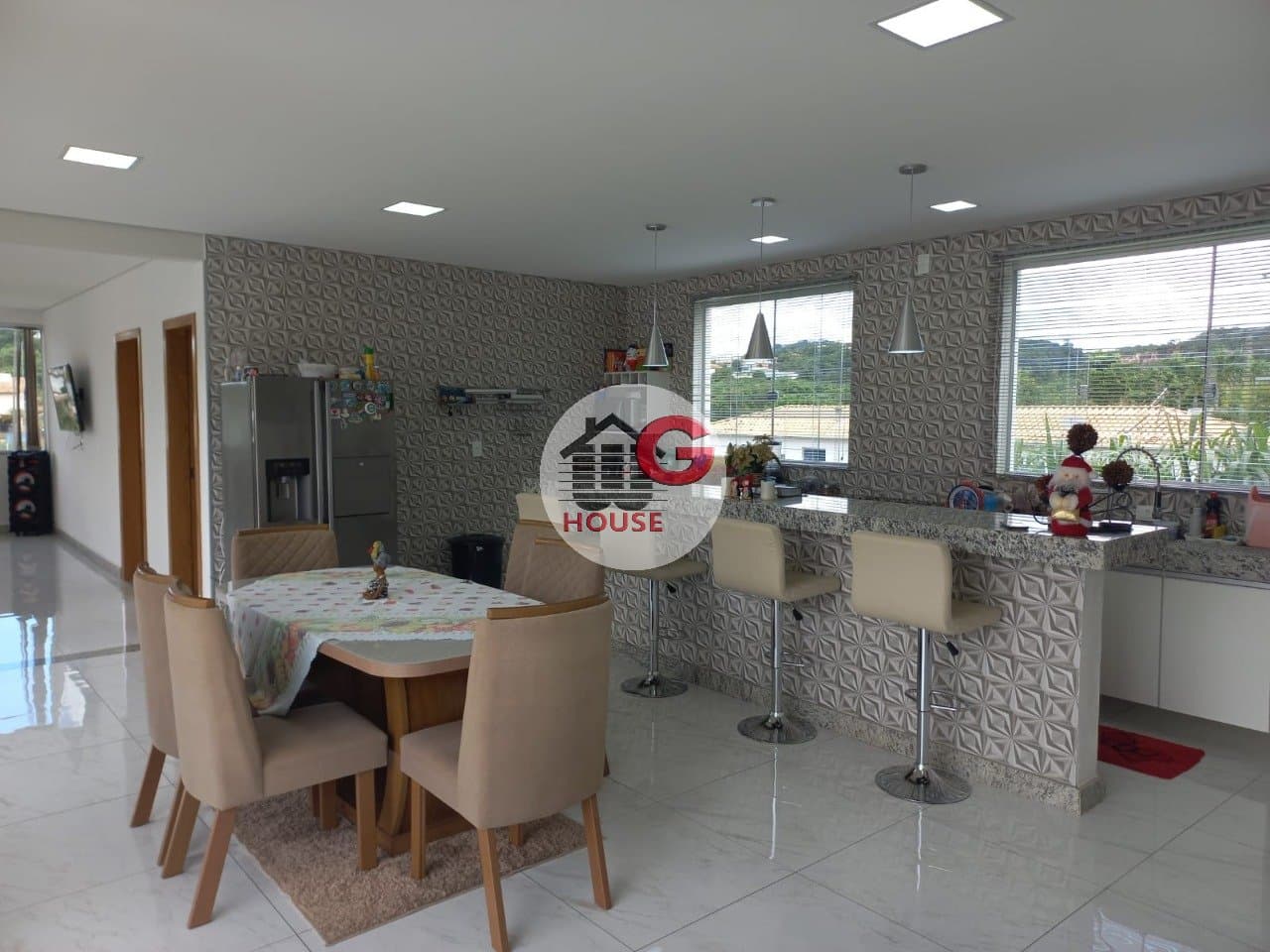 Imagem da propriedade WG2725 35